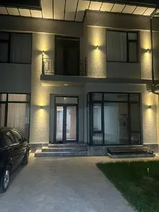 Дом 310 м2 на участке 2.7 сотки в Юнусабадском районе