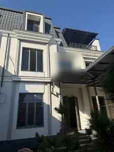 Дом 450 м² на участке 2.5 сотки в Мирзо-Улугбекском районе