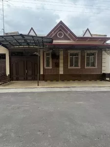 Дом 5 соток, 9 комнат в Учтепинском районе