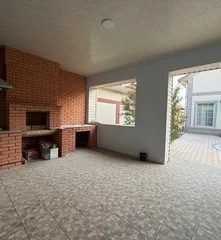 Дом, 600 м², Бектемирский