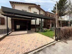 Дом в Мирзо-Улугбекском районе, Катта Дархан