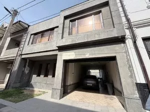 Двухэтажный дом 240 м2 в Мирзо-Улугбекском районе