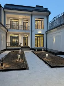 Двухэтажный дом 360 м2 в Алмазарском районе