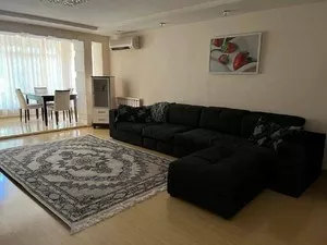Двухкомнатная квартира на Ойбеке, 65 кв.м