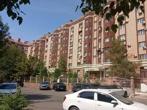 Двухкомнатная квартира в ЖК Новый Век, 80 м²
