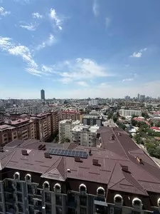 Двухуровневая 2-комнатная квартира в Яккасарайском районе