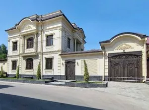 Элитный дом 500 кв.м на Луначарского