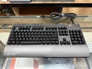Игровая механическая клавиатура ASUS ROG Strix Flare