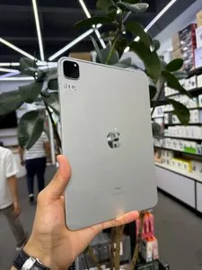 iPad Pro 11 дюймов (2020) 128 ГБ Wi-Fi