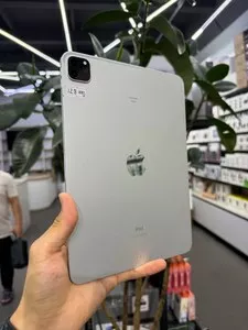 iPad Pro 11 дюймов (2020) 128 ГБ Wi-Fi