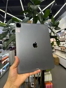 iPad Pro 12.9 дюймов M1 128 ГБ Wi-Fi