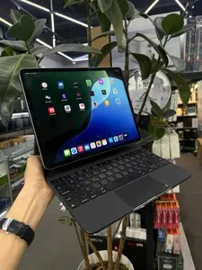 iPad Pro 12.9 M2 512GB с клавиатурой Magic Keyboard