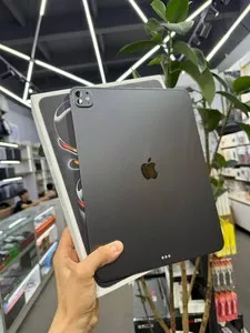 iPad Pro 13-inch M5