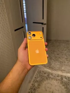 iPhone 11 в корпусе 17 Pro