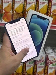 iPhone 12 64GB Blue