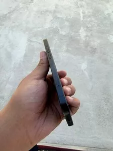 iPhone 15 128GB
