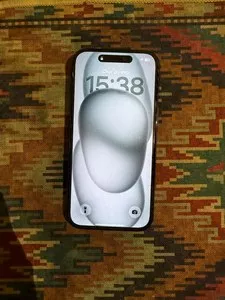 iPhone 15 256GB