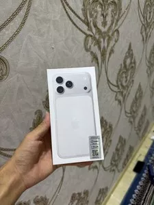 iPhone 17 Max 256GB Silver