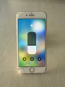 iPhone 8 64GB Gold