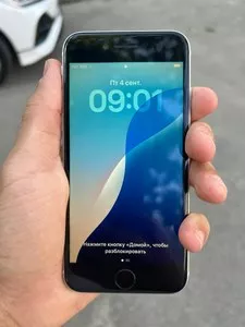 iPhone SE 128GB