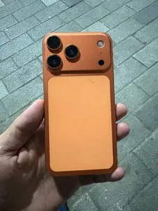 iPhone XR в корпусе 17 Pro 128GB