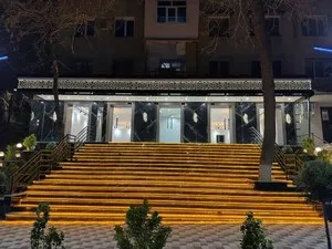 Коммерческая недвижимость 131 кв.м вдоль дороги в Мирзо-Улугбекском районе