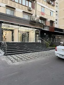 Коммерческое помещение 215 м2 на первой линии, Кушбеги