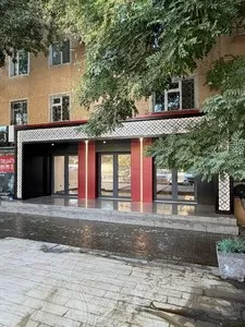 Коммерческое помещение 85 м2 на первой линии, ориентир Максим Горький