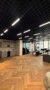 Коммерческое помещение в бизнес-центре, 85 м2