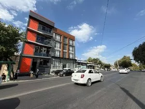 Коммерческое здание 850 м2 в Яккасарайском районе