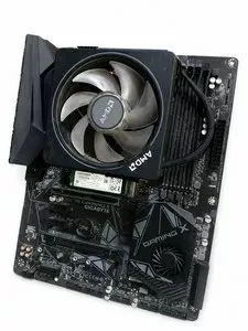Компьютер на базе AMD Ryzen 5 2600G и Gigabyte X570