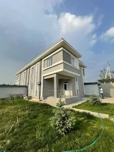 Коттедж 150 кв.м на участке 5.8 соток в Мирзо-Улугбекском районе