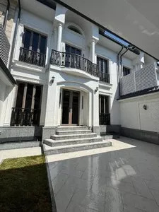 Коттедж в Мирабадском районе, 215 кв.м