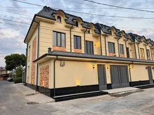 Коттедж в Мирабадском районе, улица Мунис