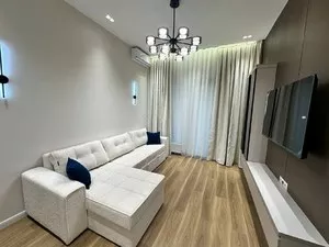Квартира 1-комнатная в ЖК Botanika Saroyi, 39 м2