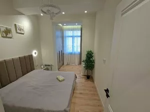 Квартира 110 кв.м. в ЖК Neo House на ул. Баку с ремонтом и мебелью