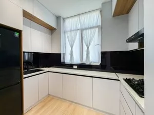 Квартира 3-комнатная, 58 м2, Паркентский, ЖК Век
