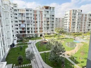 Квартира 4-комнатная в ЖК Гарденс, 125 м2
