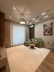 Квартира 47 м² в ЖК Инфинити 2/5/14, Мирабадский район, дизайнерский ремонт, мебель и техника