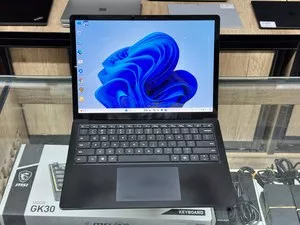 Microsoft Surface Laptop 3, i7, 16/256 ГБ
