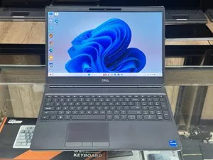 Мобильная рабочая станция DELL Precision 7560
