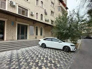 Нежилое помещение 100 м2 на улице Шота Руставели