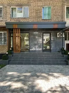 Нежилое помещение 100 м2 в Ц-1