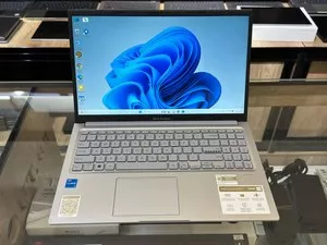 Ноутбук ASUS Vivobook X1504VA