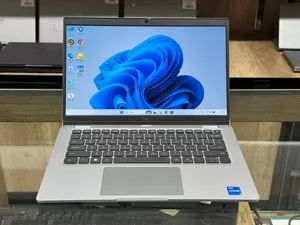 Ноутбук DELL Latitude 5330