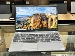 Ноутбук DELL Precision 3551