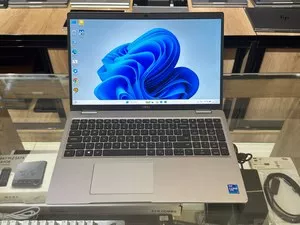 Ноутбук DELL Precision 3560