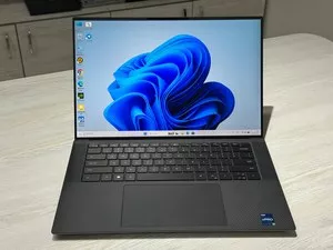 Ноутбук DELL Precision 5570