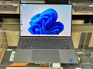 Ноутбук DELL Precision 5570