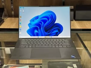 Ноутбук DELL Precision 5570